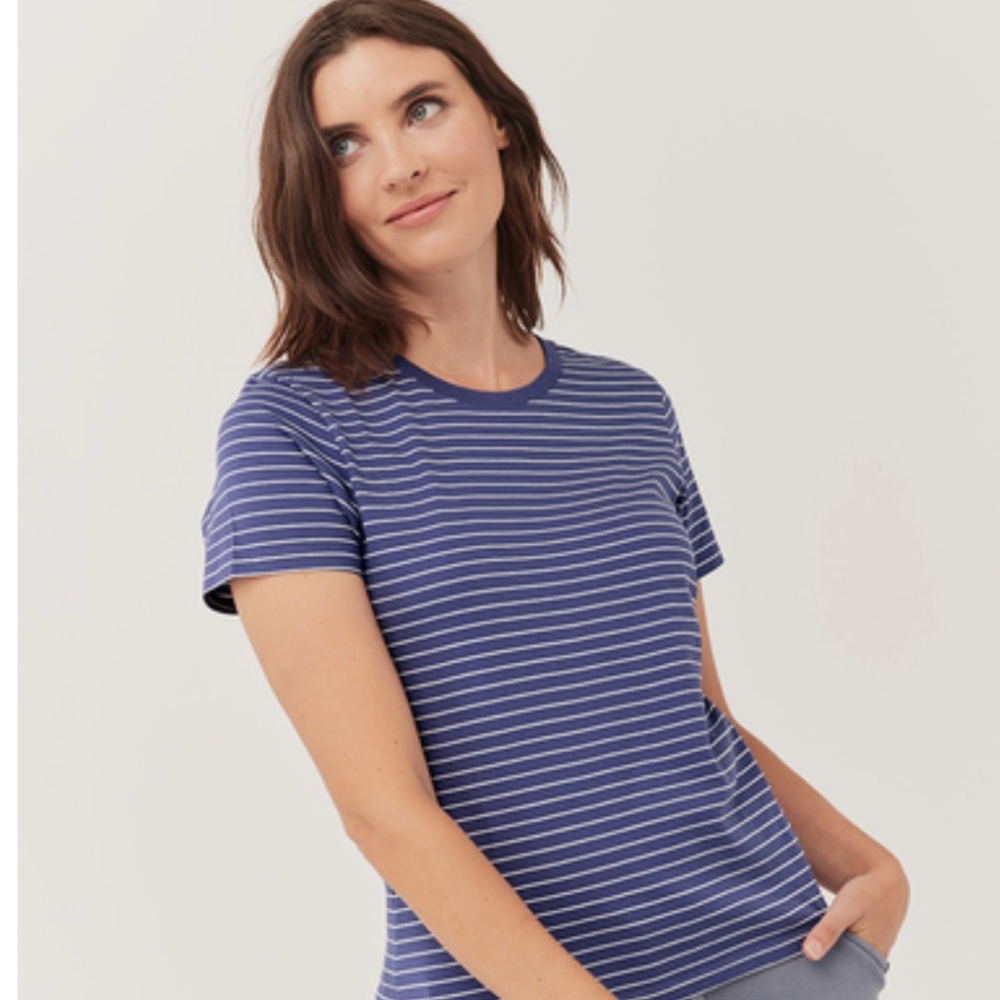 Pact Pinstripe Crewneck Tee 💙🦋💙